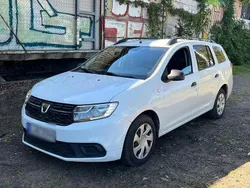 Weiß Gebraucht 2017 Dacia Logan MCV Kombi | 1.900 €