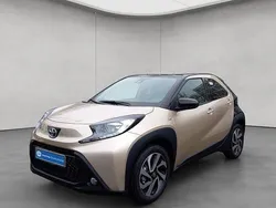 Grau Neu 2025 Toyota Aygo Play Kleinwagen | 19.490 €