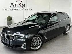 Saphirschwarz Gebraucht 2022 BMW 530e Luxury Line Kombi | 35.749 € (Fairer Preis)