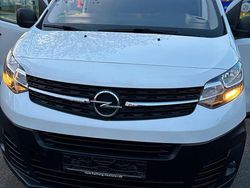 Weiß Gebraucht 2022 Opel Vivaro Van / Kleinbus | 12.500 € (Superpreis)
