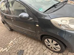 Grau Gebraucht 2010 Citroën C1 Kleinwagen | 2.100 € (Fairer Preis)