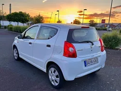 Weiß Gebraucht 2011 Suzuki Alto Kleinwagen | 4.990 € (Teuer)
