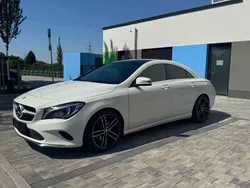 Weiß Gebraucht 2017 Mercedes CLA180 Limousine | 17.900 € (Fairer Preis)
