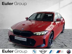 Rot Gebraucht 2024 BMW 330 M Sport Limousine | 45.499 € (Etwas zu teuer)