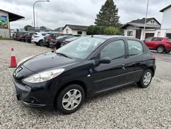 Lackierung schwarz perla nera/ Gebraucht 2009 Peugeot 206+ Kleinwagen | 2.500 € (Etwas zu teuer)