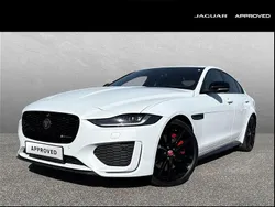 Weiss Gebraucht 2022 Jaguar XE R-Dynamic Limousine | 31.980 € (Etwas zu teuer)