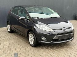 Schwarz Gebraucht 2011 Ford Fiesta Titanium Limousine | 4.690 € (Fairer Preis)