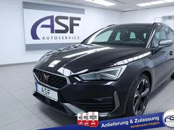 Mitternachtsschwarz Gebraucht 2024 Cupra Leon Kombi | 27.970 € (Fairer Preis)