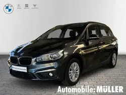 Grau Gebraucht 2016 BMW 218 Active Tourer Advantage Van / Kleinbus | 17.900 € (Fairer Preis)