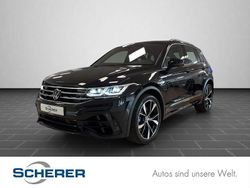 Deep black perleffekt (metallic) Gebraucht 2022 VW Tiguan R SUV | 41.800 € (Fairer Preis)