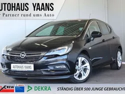 Onyx schwarz Gebraucht 2016 Opel Astra Dynamic Limousine | 15.480 € (Fairer Preis)
