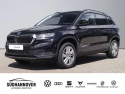 Blackmagic perleffekt Gebraucht 2024 Skoda Karoq Selection SUV | 29.590 € (Guter Preis)