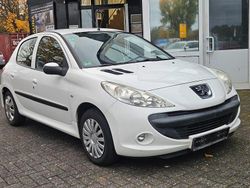 Weiß Gebraucht 2012 Peugeot 206+ Basis Kleinwagen | 3.490 € (Fairer Preis)
