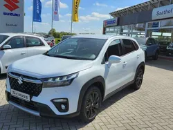 Weiß Gebraucht 2024 Suzuki SX4 S-Cross Comfort SUV | 28.400 € (Teuer)