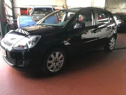 Schwarz Gebraucht 2008 Ford Fiesta Ghia Kleinwagen | 3.990 € (Etwas zu teuer)