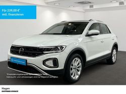 Weiss Gebraucht 2022 VW T-Roc Life SUV | 19.690 € (Etwas zu teuer)