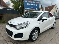 Weiß Gebraucht 2012 Kia Rio Edition 7 Limousine | 5.999 € (Fairer Preis)