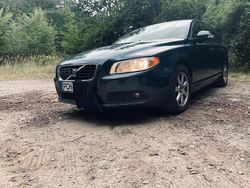 Grau Gebraucht 2007 Volvo V70 Kombi | 2.900 € (Fairer Preis)