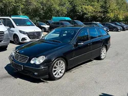 Schwarz Gebraucht 2005 Mercedes C320 Avantgarde Kombi | 3.500 € (Fairer Preis)