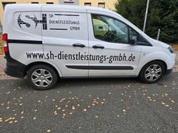Weiß Gebraucht 2021 Ford Courier Van / Kleinbus | 8.990 €