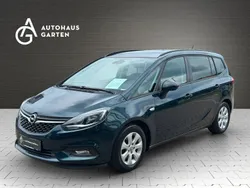 Grün Gebraucht 2017 Opel Zafira Edition Van / Kleinbus | 7.950 € (Guter Preis)