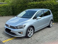 Silber Gebraucht 2015 VW Golf Sportsvan Highline Van / Kleinbus | 13.000 € (Guter Preis)