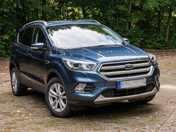 Blau Gebraucht 2019 Ford Kuga Cool & Connect SUV | 15.750 € (Fairer Preis)