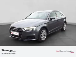 Grau Gebraucht 2017 Audi A3 Sportback Design Limousine | 19.980 € (Etwas zu teuer)