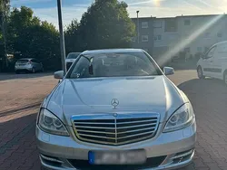 Silber Gebraucht 2010 Mercedes S350 Limousine | 15.000 €