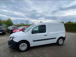 Weiß Gebraucht 2017 Mercedes Citan 109 Van / Kleinbus | 6.500 € (Fairer Preis)
