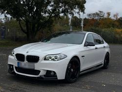 Weiß Gebraucht 2015 BMW 520 M Sport Limousine | 11.500 € (Superpreis)