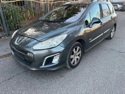 Grau Gebraucht 2014 Peugeot 308 SW Business-Line Kombi | 1.999 € (Superpreis)