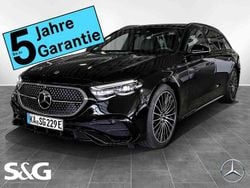 Metalliclack obsidianschwarz Gebraucht 2025 Mercedes E300 AMG Kombi | 79.998 €