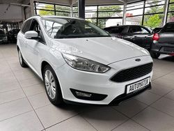 Weiß Gebraucht 2015 Ford Focus Business Edition Limousine | 6.890 € (Etwas zu teuer)