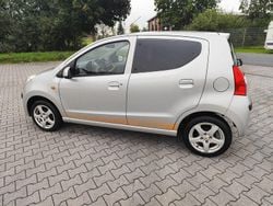 Silber Gebraucht 2009 Nissan Pixo Kleinwagen | 2.750 € (Guter Preis)
