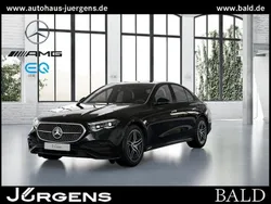 Schwarz metalliclack obsidianschwarz Gebraucht 2025 Mercedes E220 AMG Limousine | 64.880 €