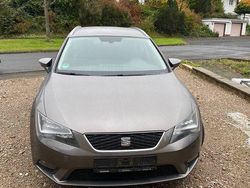 Grau Gebraucht 2015 Seat Leon ST Style Kombi | 6.450 € (Fairer Preis)