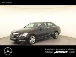 Unilack schwarz Gebraucht 2012 Mercedes E350 Avantgarde Limousine | 8.999 € (Etwas zu teuer)