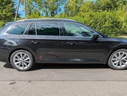 Schwarz Gebraucht 2015 Skoda Superb Style Kombi | 18.700 € (Guter Preis)