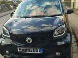 Schwarz Gebraucht 2017 Smart ForFour Passion Limousine | 10.000 € (Teuer)