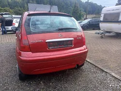 Rot Gebraucht 2003 Citroën C3 Kleinwagen | 1.600 €