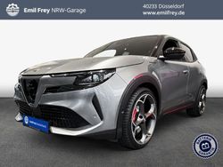 Grau Neu 2025 Alfa Romeo Junior Veloce SUV | 51.490 € (Teuer)