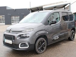 Grau Gebraucht 2022 Citroën Berlingo Feel Limousine | 23.980 € (Superpreis)