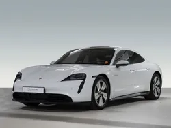 Weiß Gebraucht 2021 Porsche Taycan Sport Limousine | 57.900 € (Fairer Preis)