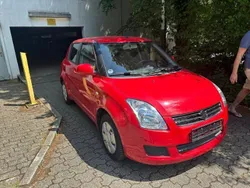 Rot Gebraucht 2009 Suzuki Swift Club Limousine | 4.100 € (Fairer Preis)