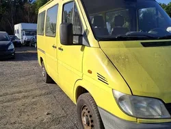 Gelb Gebraucht 2002 Mercedes Sprinter Van | 3.990 € (Teuer)