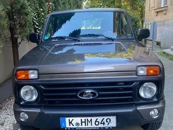 Beige Gebraucht 2020 Lada Urban SUV | 15.500 €