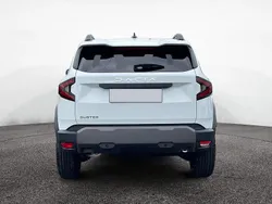 Weiss Neu 2025 Dacia Duster Journey SUV | 24.749 € (Guter Preis)