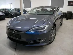 Grau Gebraucht 2018 Tesla Model S Limousine | 26.990 € (Guter Preis)