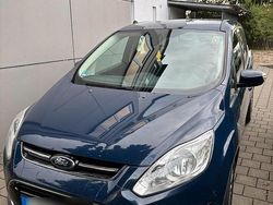 Blau Gebraucht 2014 Ford Grand C-Max Van / Kleinbus | 3.600 €